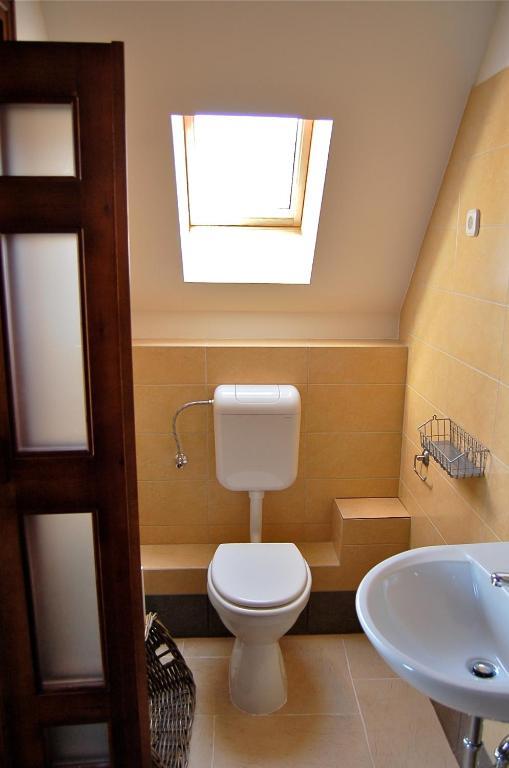 Malomdűlő Farmház Casa de hóspedes Pilisborosjenő Quarto foto